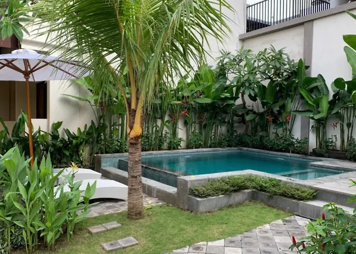 酒店 Dee Mansion Bali 2*