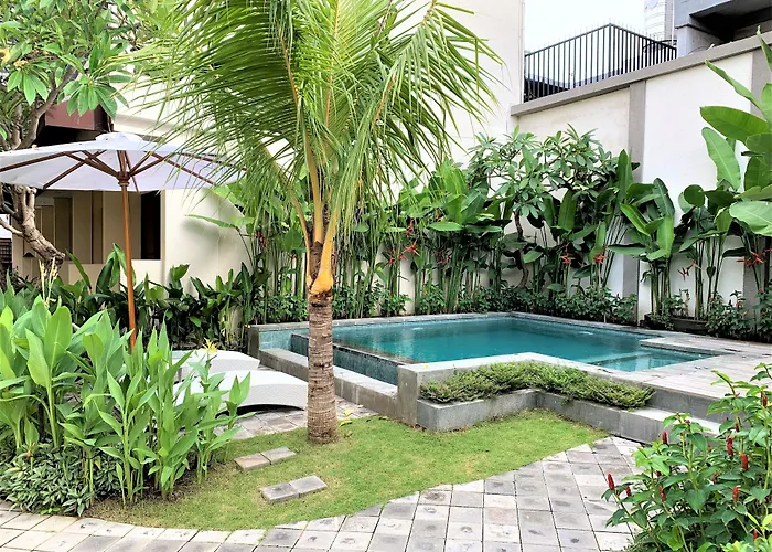 酒店 Dee Mansion Bali 丹帕沙